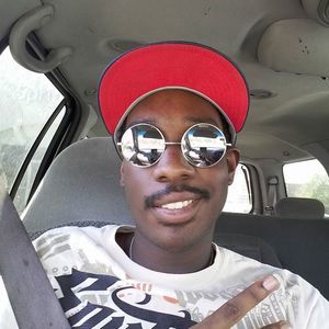 Meet your Posher, Kenneth